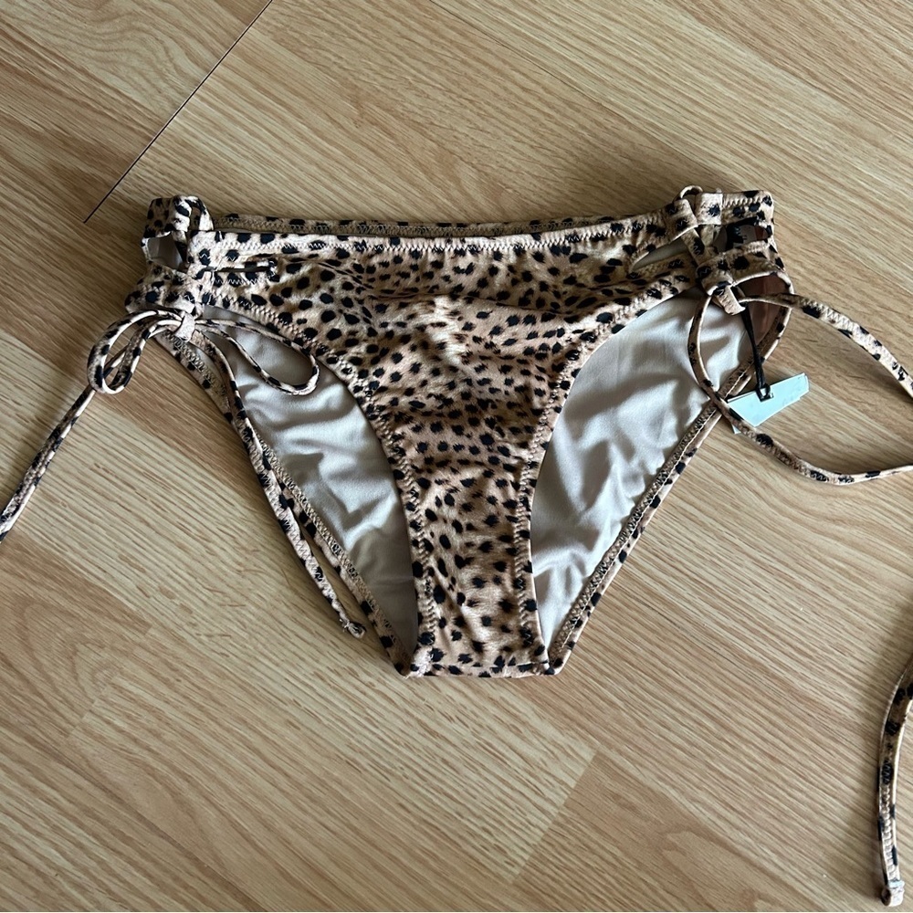 NWT Shade & Shore Animal Print String Bikini Bottom Small